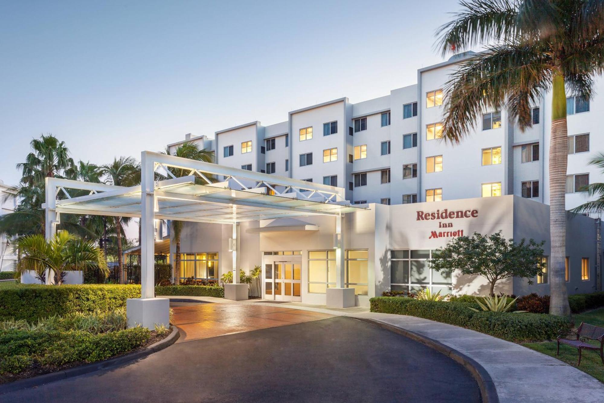 Residence Inn By Marriott Miami Airport Екстер'єр фото