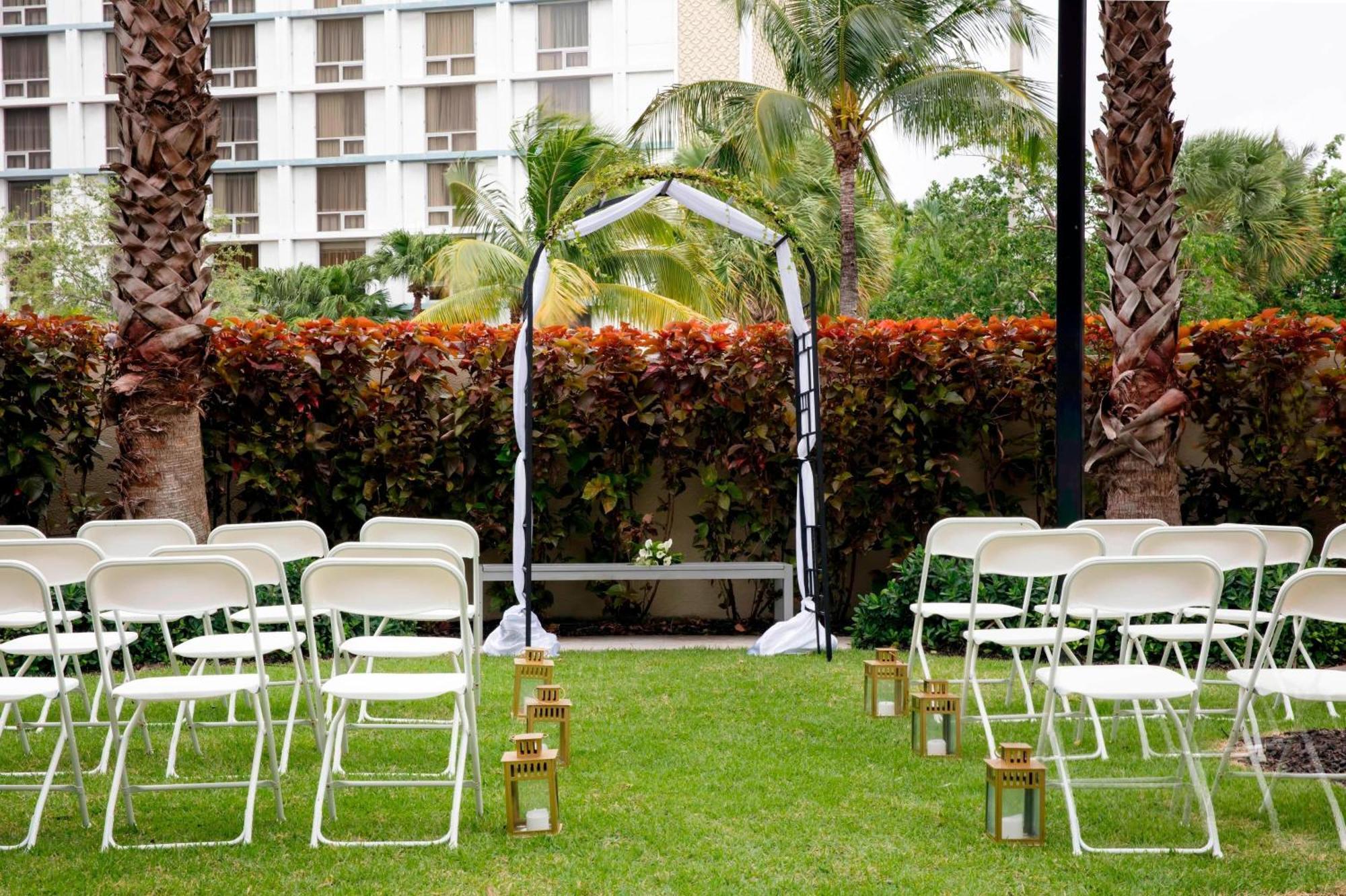 Residence Inn By Marriott Miami Airport Екстер'єр фото