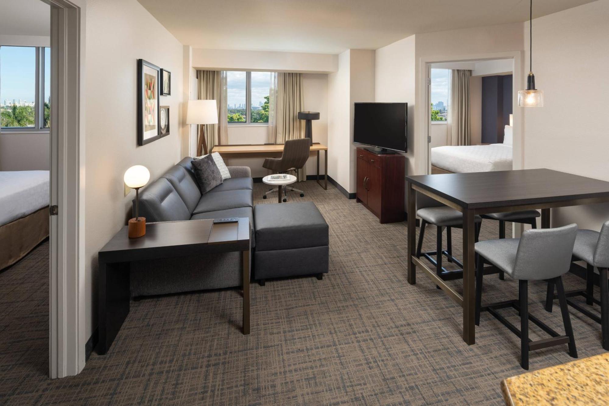 Residence Inn By Marriott Miami Airport Екстер'єр фото