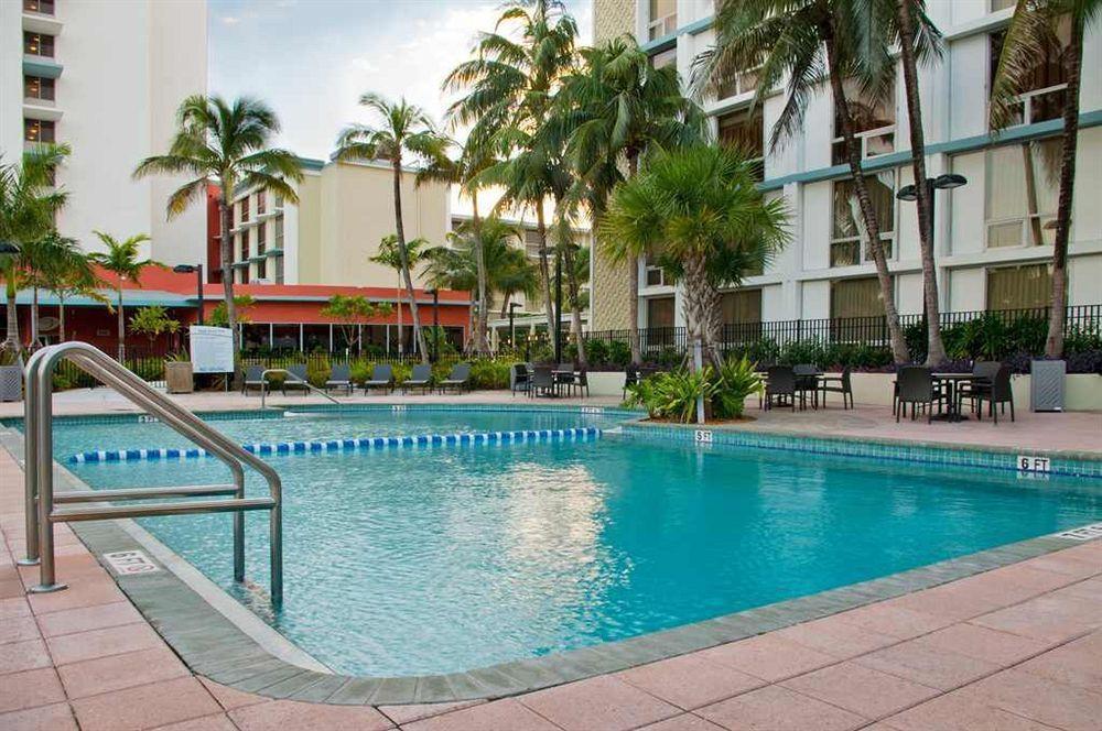 Residence Inn By Marriott Miami Airport Екстер'єр фото